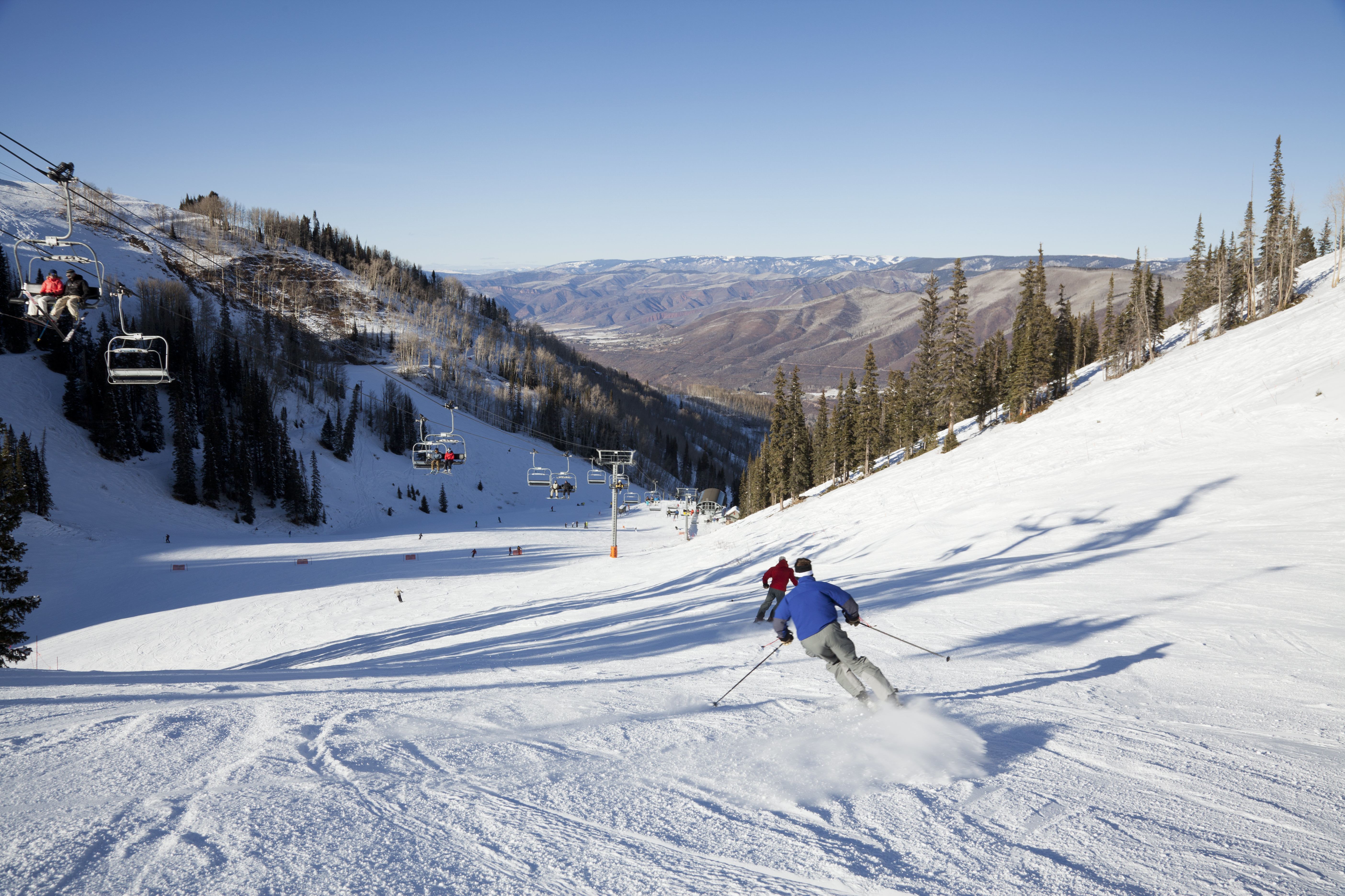 Skiing Colorado Cost: 2026 Budget Breakdown for Lifts, Lodging, and Gear