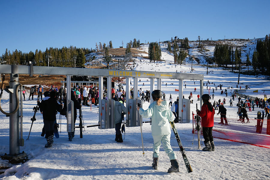 ski resort charge feature