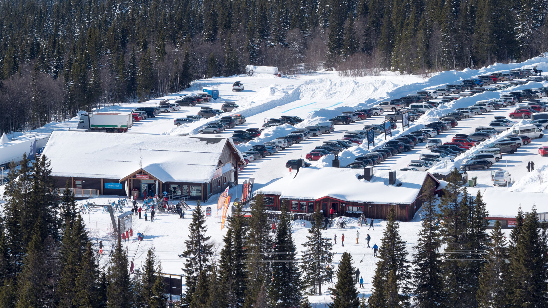 ski resort free parking