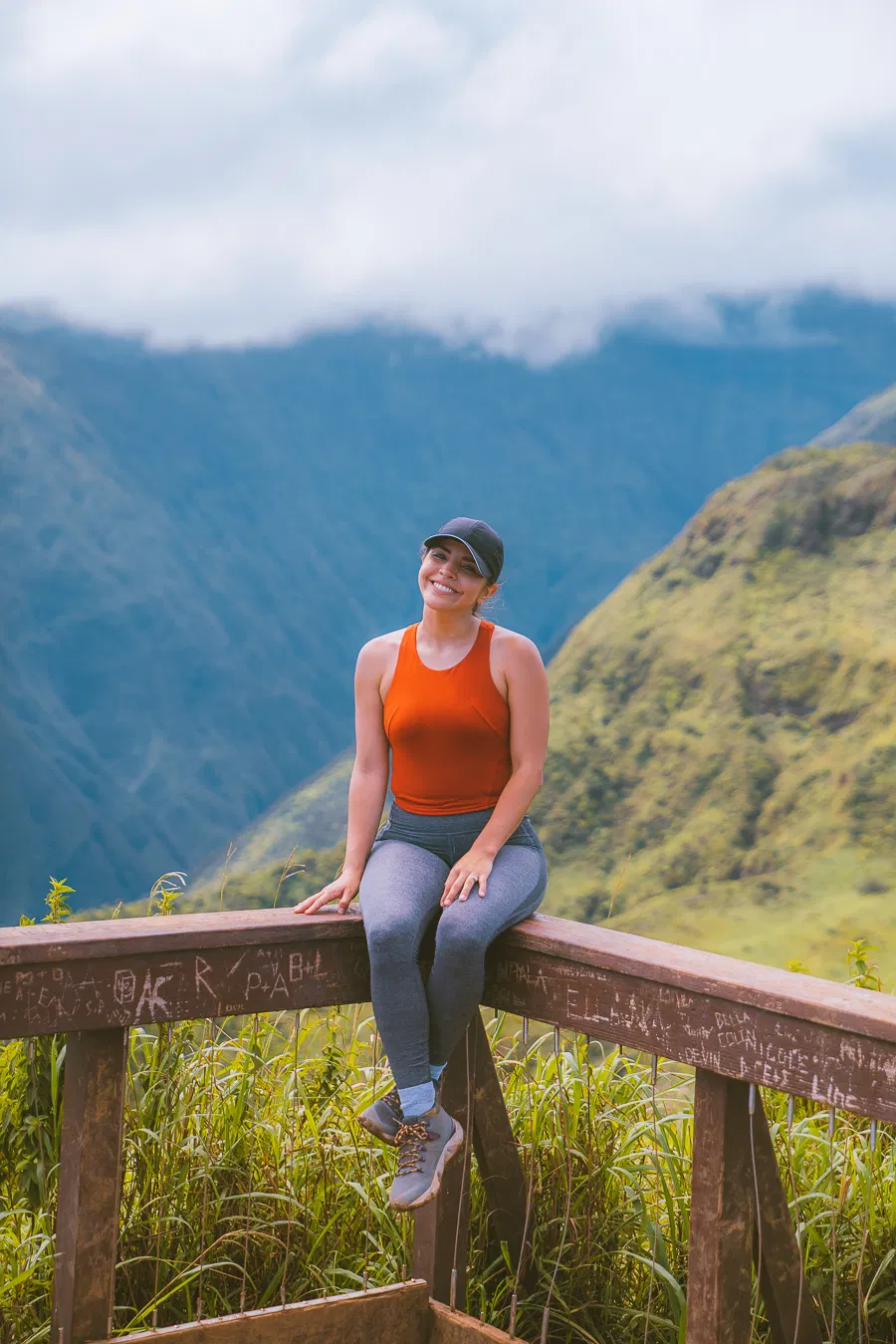 A Comprehensive Guide to Hawaii Hiking Vacation Expenses: How to Save Money